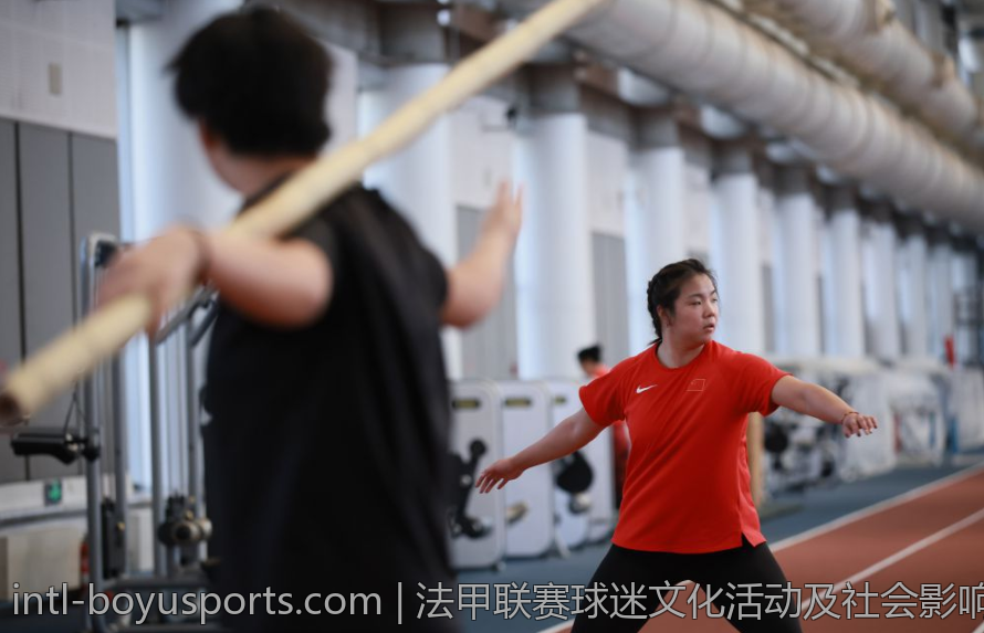 法甲联赛球迷文化活动及社会影响研究
